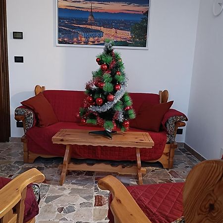 Grazioso Bilocale Merlino, Luminoso Con Vista Santuario, Wifi Giaveno Екстер'єр фото